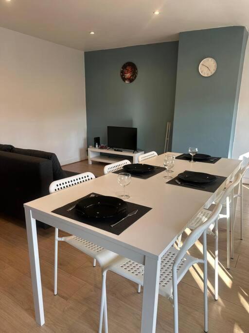 Ferienwohnung Le Leon Cladel T3 Proche Parking Gratuit Montauban Exterior foto